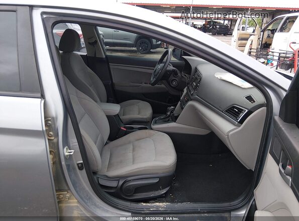 5NPD74LF2HH172159 2017 HYUNDAI ELANTRA Серый Вид салона спереди