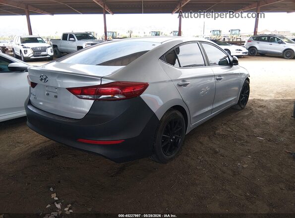 5NPD74LF2JH338993 2018 HYUNDAI ELANTRA Silver 