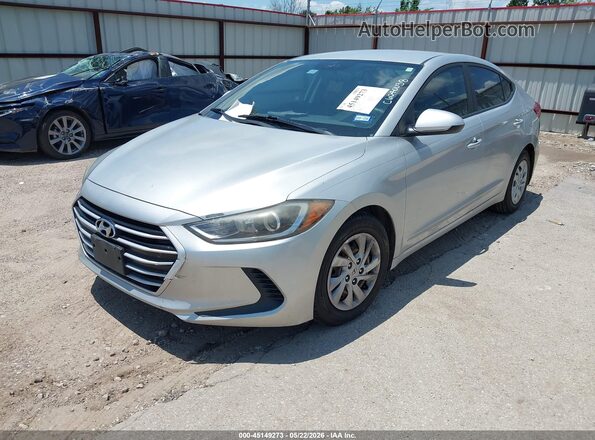 5NPD74LF3JH260093 2018 HYUNDAI ELANTRA Серебряный Передняя левая четверть