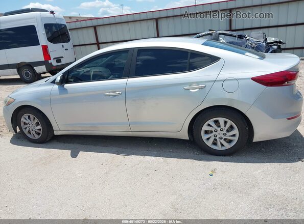 5NPD74LF3JH260093 2018 HYUNDAI ELANTRA Серебряный Вид задней части салона