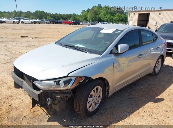 5NPD74LF4JH381117 2018 HYUNDAI ELANTRA Silver წინა მარცხენა ხედი სამი მეოთხედიდან