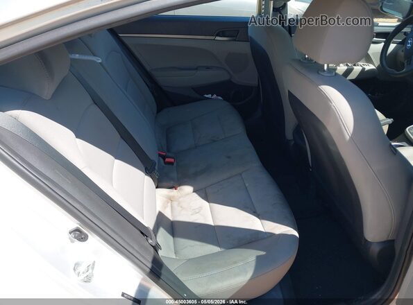 5NPD74LF4JH381117 2018 HYUNDAI ELANTRA Silver VIN კოდის სტიკერის ხედი