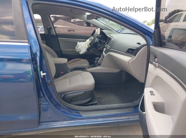 5NPD74LF4KH482899 2019 HYUNDAI ELANTRA Синий Вид салона спереди