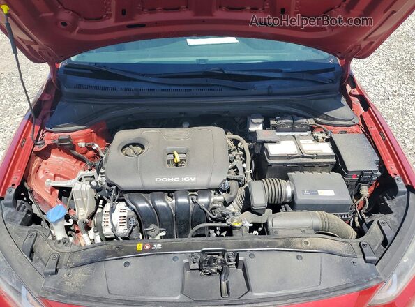 5NPD74LF5HH208085 2017 HYUNDAI ELANTRA Red Widok wnętrza z tyłu