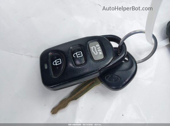 5NPD74LF6HH146888 2017 HYUNDAI ELANTRA Silver 