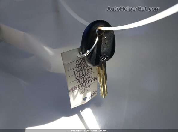 5NPD74LF7JH237884 2018 HYUNDAI ELANTRA Black Widok deski rozdzielczej