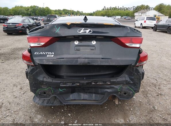 5NPD74LF7JH400517 2018 HYUNDAI ELANTRA Black 