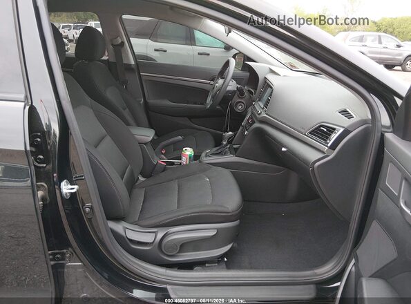 5NPD74LF7JH400517 2018 HYUNDAI ELANTRA Black Սալոնի դիմացի տեսք