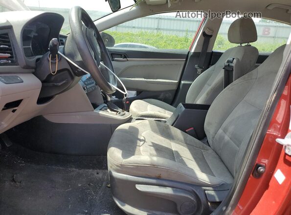 5NPD74LF8HH067142 2017 HYUNDAI ELANTRA Red Widok wnętrza z przodu