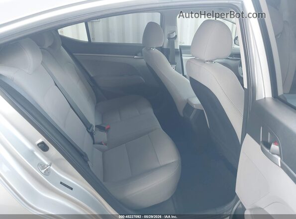 5NPD74LF8JH328260 2018 HYUNDAI ELANTRA Silver VIN კოდის სტიკერის ხედი