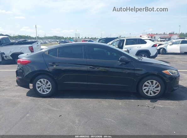 5NPD74LF9HH082829 2017 HYUNDAI ELANTRA Черный Вид задней части салона