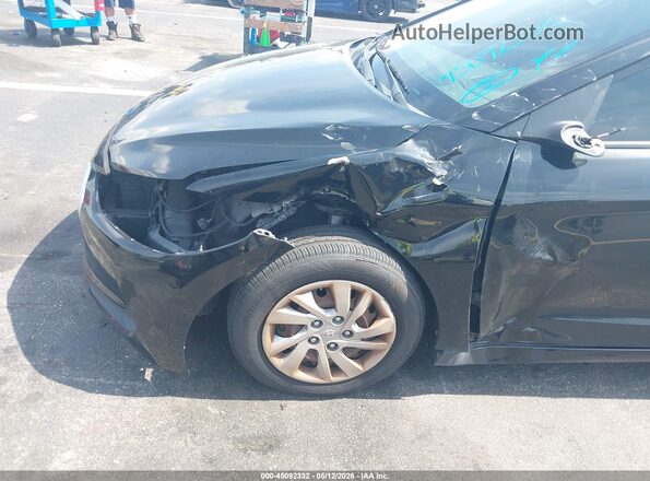 5NPD74LF9HH082829 2017 HYUNDAI ELANTRA Черный Вид спереди