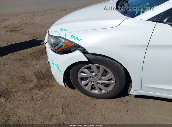 5NPD74LF9HH146044 2017 HYUNDAI ELANTRA Белый Вид щитка приборов