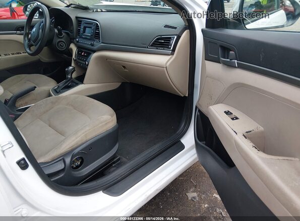 5NPD74LF9JH351451 2018 HYUNDAI ELANTRA White Widok wnętrza z przodu