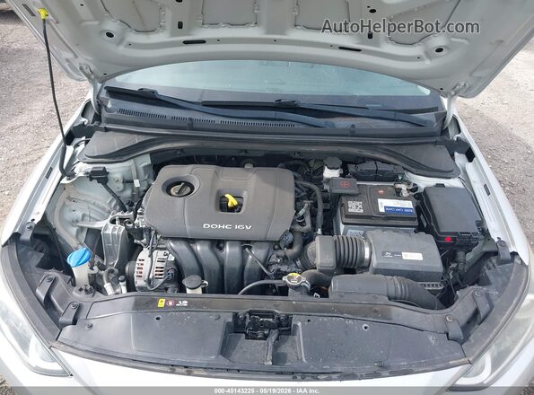 5NPD74LFXHH212312 2017 HYUNDAI ELANTRA Silver Rear view