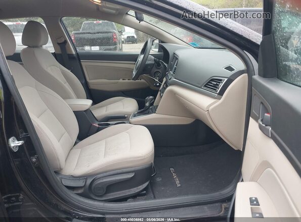 5NPD84LF0HH005814 2017 HYUNDAI ELANTRA Black Vista interior delantera