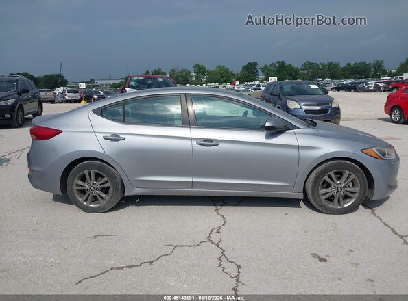 5NPD84LF0HH067648 2017 HYUNDAI ELANTRA Silver Вид задньої частини салону