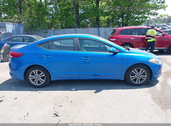 5NPD84LF0HH143773 2017 HYUNDAI ELANTRA Blue უკანა სალონის ხედი