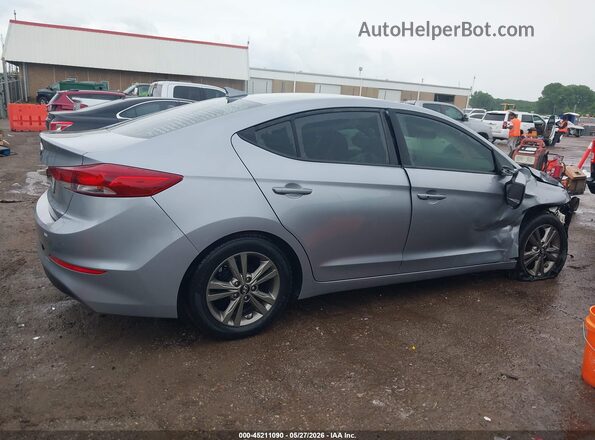 5NPD84LF0HH161142 2017 HYUNDAI ELANTRA Silver უკანა სალონის ხედი