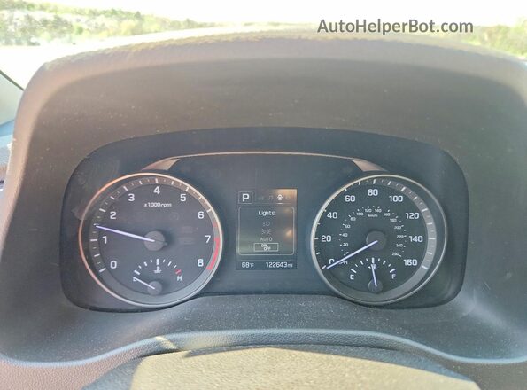 5NPD84LF0HH182122 2017 HYUNDAI ELANTRA Red 