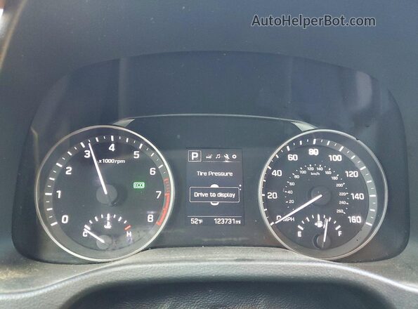 5NPD84LF0JH352565 2018 HYUNDAI ELANTRA Gray 