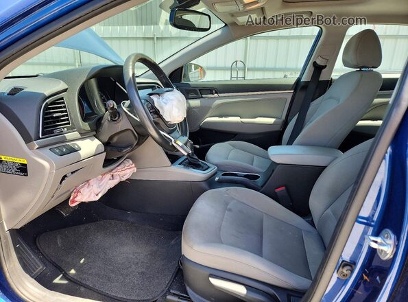 5NPD84LF0JH386120 2018 HYUNDAI ELANTRA Синий Вид салона спереди