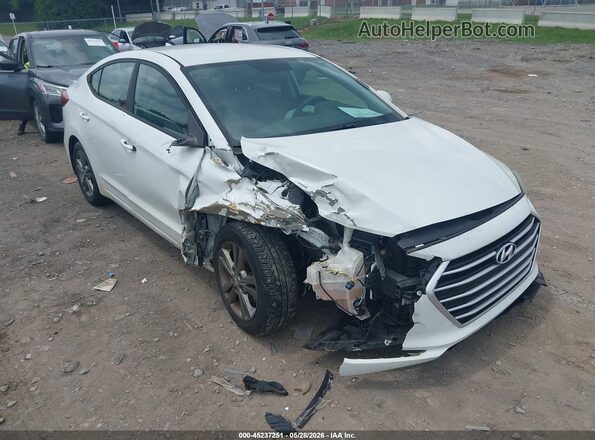 5NPD84LF1HH026350 2017 HYUNDAI ELANTRA White Widok z przodu