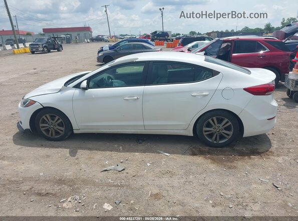 5NPD84LF1HH026350 2017 HYUNDAI ELANTRA White Widok wnętrza 360 stopni