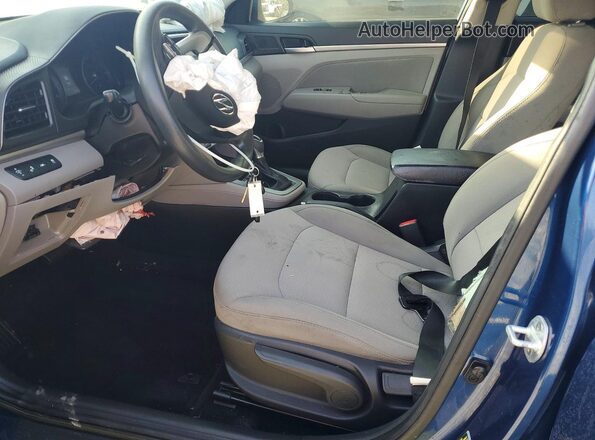 5NPD84LF1KH439800 2019 HYUNDAI ELANTRA Blue წინა სალონის ხედი