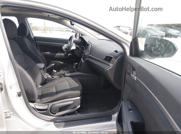 5NPD84LF1KH475728 2019 HYUNDAI ELANTRA Silver Widok wnętrza z przodu
