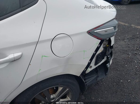 5NPD84LF2JH241788 2018 HYUNDAI ELANTRA White 