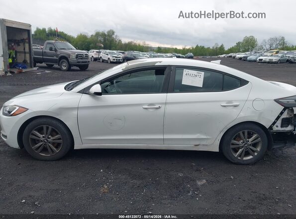 5NPD84LF2JH241788 2018 HYUNDAI ELANTRA White 