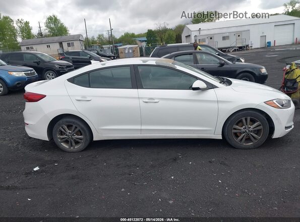 5NPD84LF2JH241788 2018 HYUNDAI ELANTRA White 