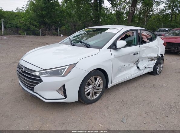 5NPD84LF2KH455925 2019 HYUNDAI ELANTRA White Vista tres cuartos delantera izquierda