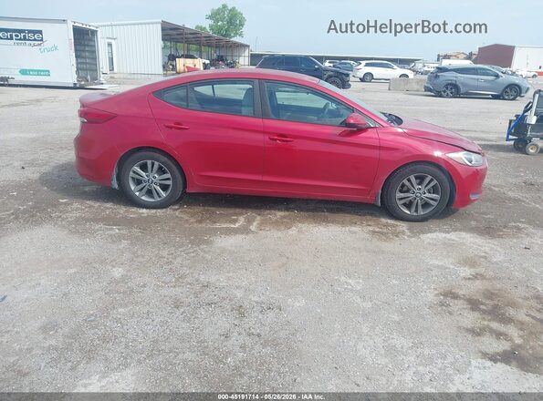 5NPD84LF3HH196807 2017 HYUNDAI ELANTRA Red Vista interior trasera
