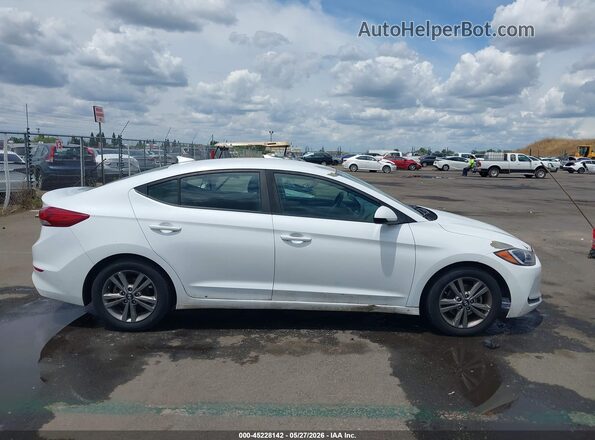 5NPD84LF3JH310374 2018 HYUNDAI ELANTRA Белый Вид задней части салона