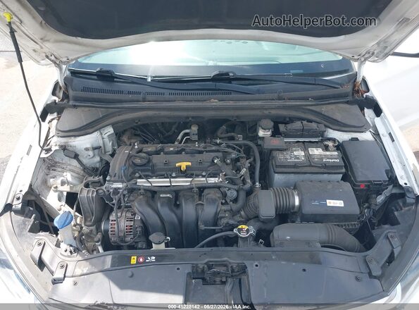 5NPD84LF3JH310374 2018 HYUNDAI ELANTRA Белый Вид сзади