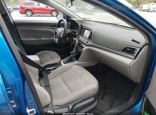 5NPD84LF3JH312965 2018 HYUNDAI ELANTRA Blue Front interior view