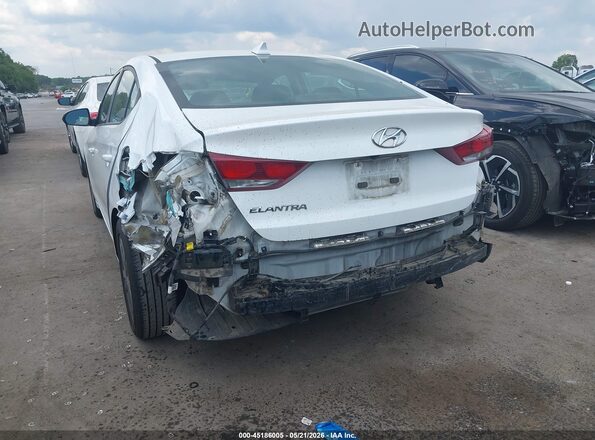 5NPD84LF3JH401483 2018 HYUNDAI ELANTRA White Widok z przodu