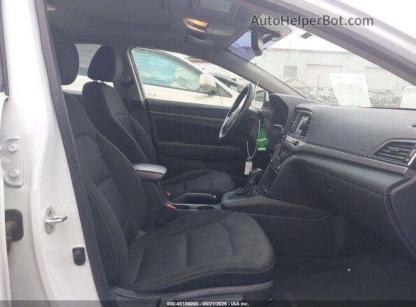 5NPD84LF3JH401483 2018 HYUNDAI ELANTRA White Widok wnętrza z przodu