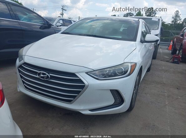 5NPD84LF3JH401483 2018 HYUNDAI ELANTRA White Widok zestawu wskaźników
