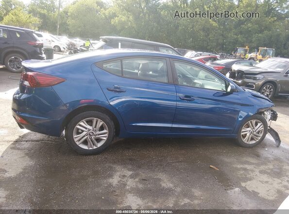 5NPD84LF3KH443931 2019 HYUNDAI ELANTRA Blue Rear interior view