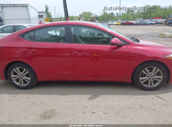 5NPD84LF4HH036810 2017 HYUNDAI ELANTRA Red Vista interior trasera