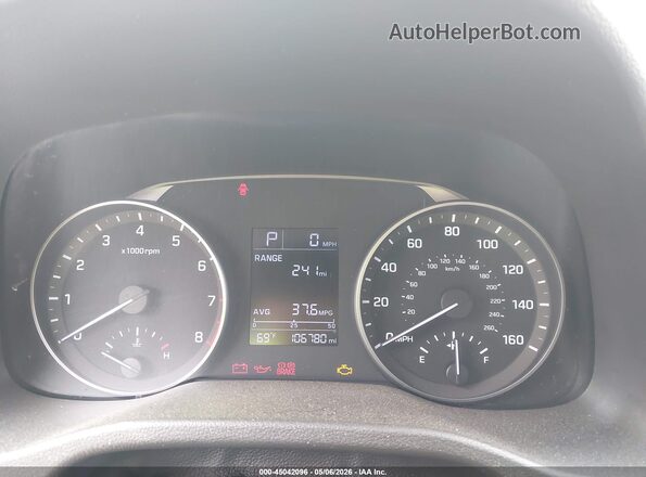 5NPD84LF4HH178784 2017 HYUNDAI ELANTRA Silver Vista de los asientos traseros