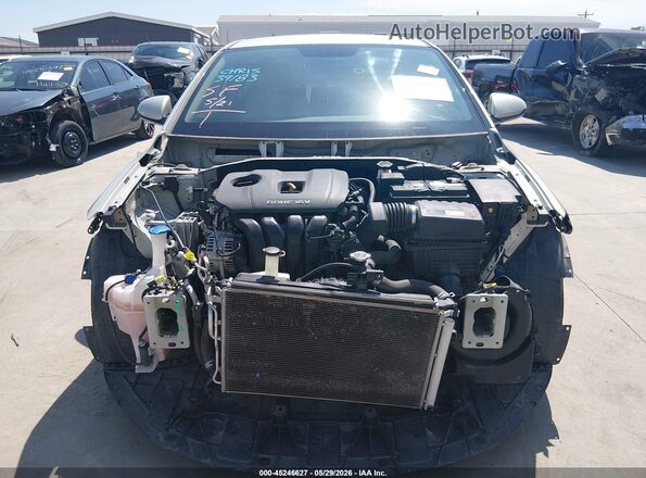 5NPD84LF4JH322002 2018 HYUNDAI ELANTRA Cream Vista frontal