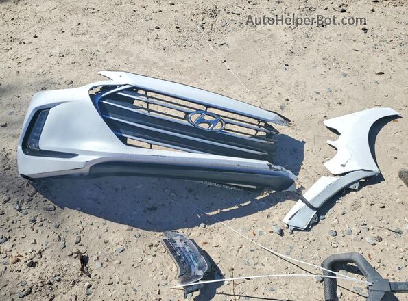 5NPD84LF4JH324199 2018 HYUNDAI ELANTRA White Շարժիչի բաժամունքի տեսք