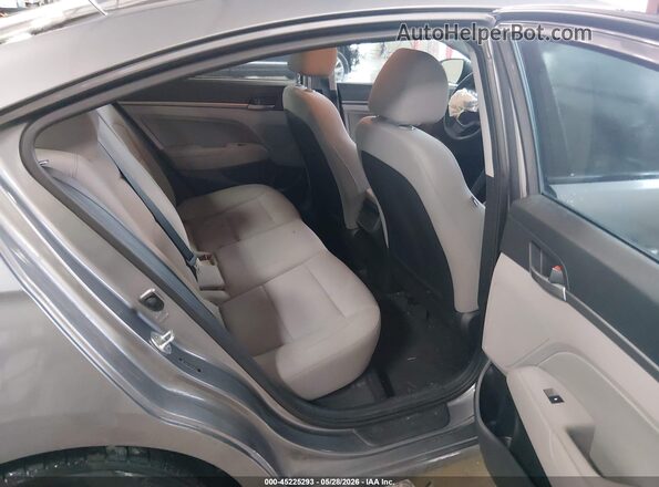 5NPD84LF4JH328558 2018 HYUNDAI ELANTRA Gray VIN კოდის სტიკერის ხედი