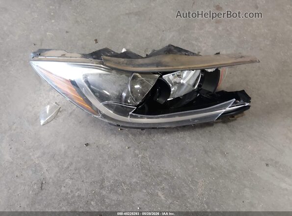 5NPD84LF4JH328558 2018 HYUNDAI ELANTRA Gray ხელსაწყოთა პანელის ხედი