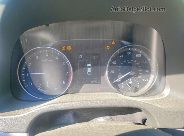 5NPD84LF4JH358689 2018 HYUNDAI ELANTRA Silver 