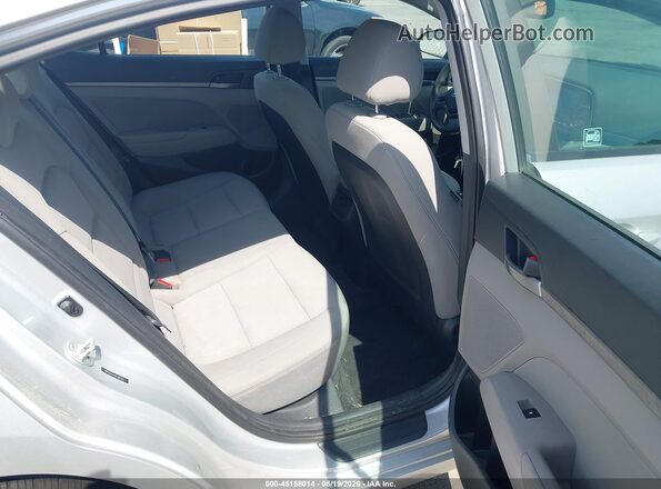 5NPD84LF4JH389263 2018 HYUNDAI ELANTRA Silver 